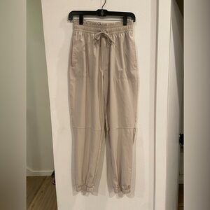 Abercrombie & Fitch Tan Jogger High Waisted Exercise Pants Size S